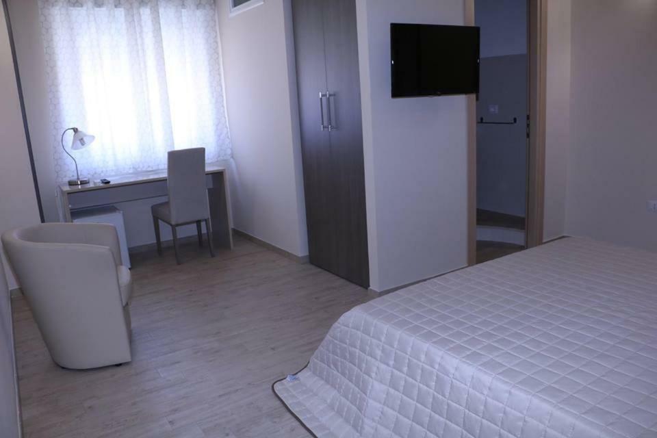 B&B Del Corso Сан Каталдо Екстериор снимка