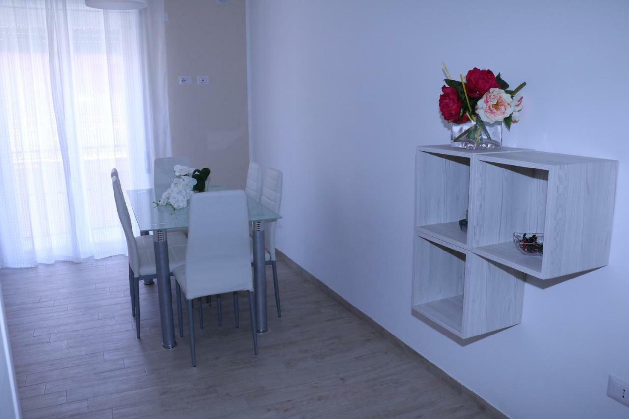 B&B Del Corso Сан Каталдо Екстериор снимка