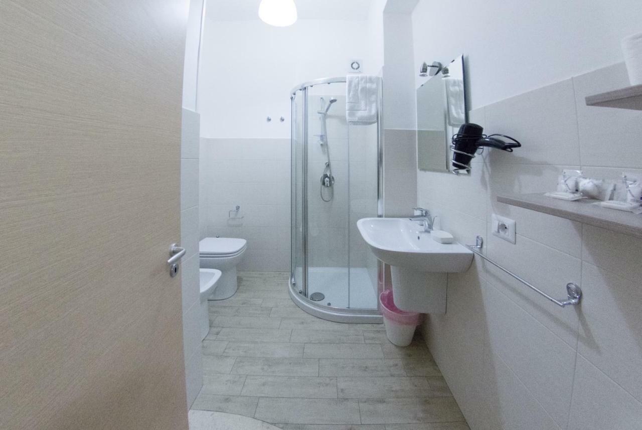 B&B Del Corso Сан Каталдо Екстериор снимка