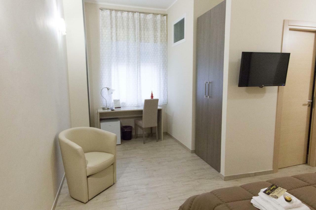 B&B Del Corso Сан Каталдо Екстериор снимка
