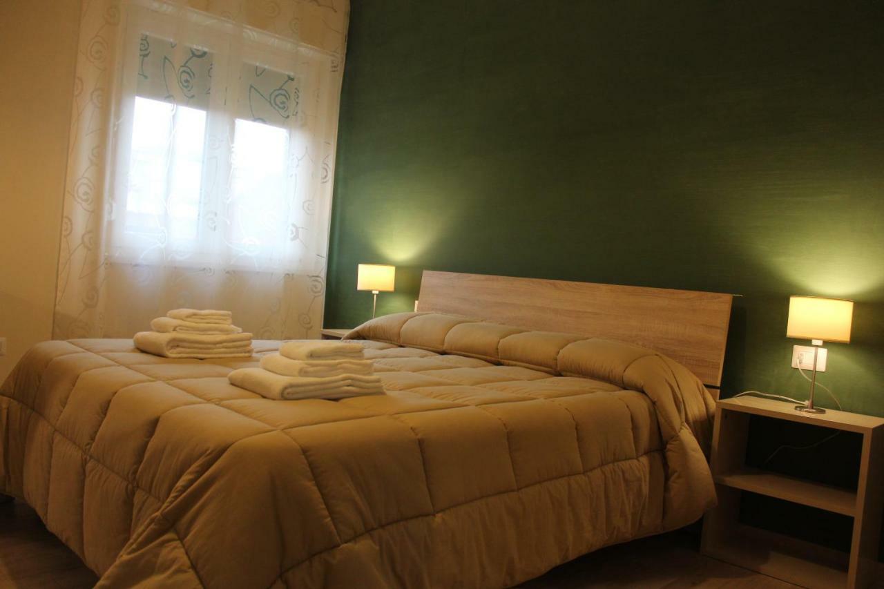 B&B Del Corso Сан Каталдо Екстериор снимка